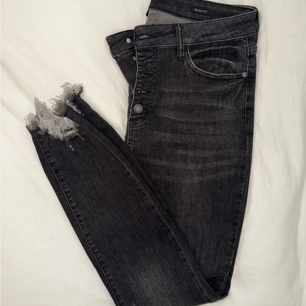 Judy Blue Women's Skinny Jeans in Washed Black with Raw Hem